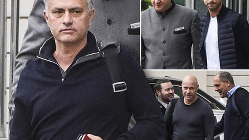 Jose Mourinho ra mắt Ban huấn luyện mới ở Man United